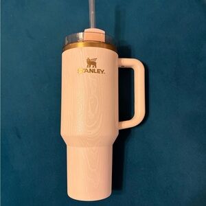 Stanley 40oz wood grain tumbler with Handle